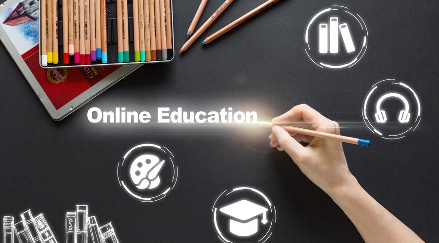 教学技巧、多样性……教育机构怎样跟上人工智能的改变速率？？？